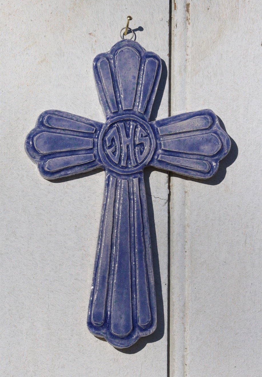 Croix en faïence émaillée – Image 3