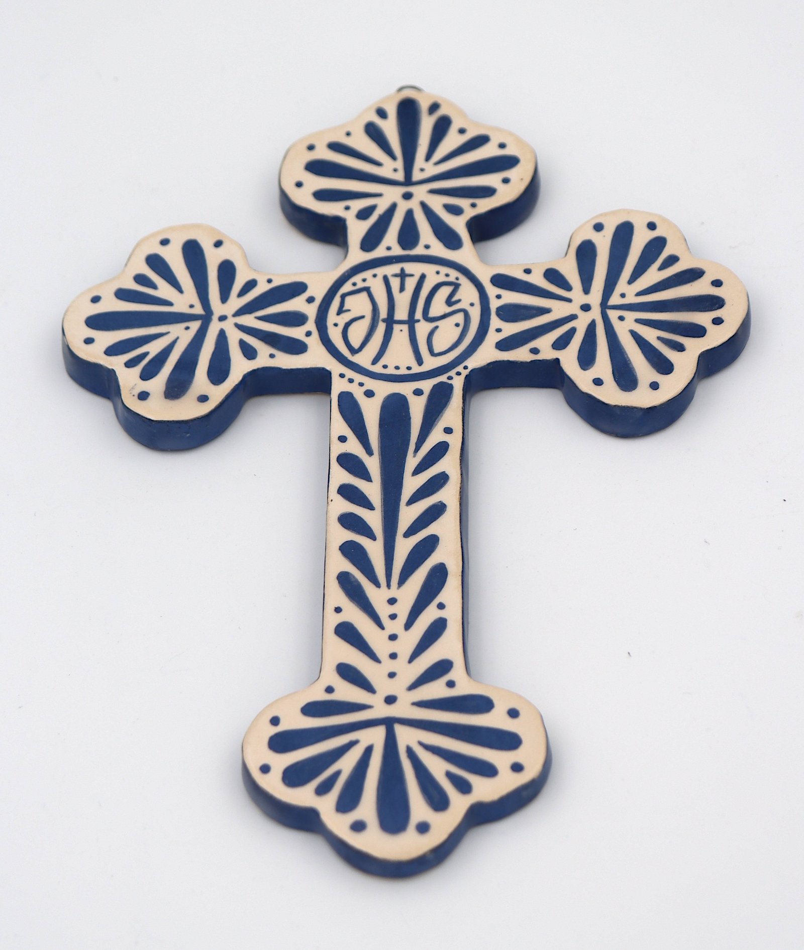 Croix en faïence émaillée – Image 3